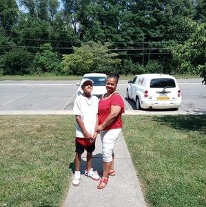 Meet your Posher, Robin